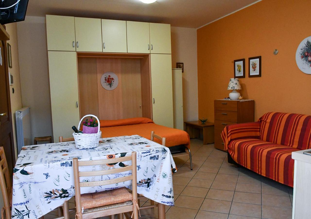 Villa Gli Angeli Agriturismo Cisano sul Neva Exterior foto