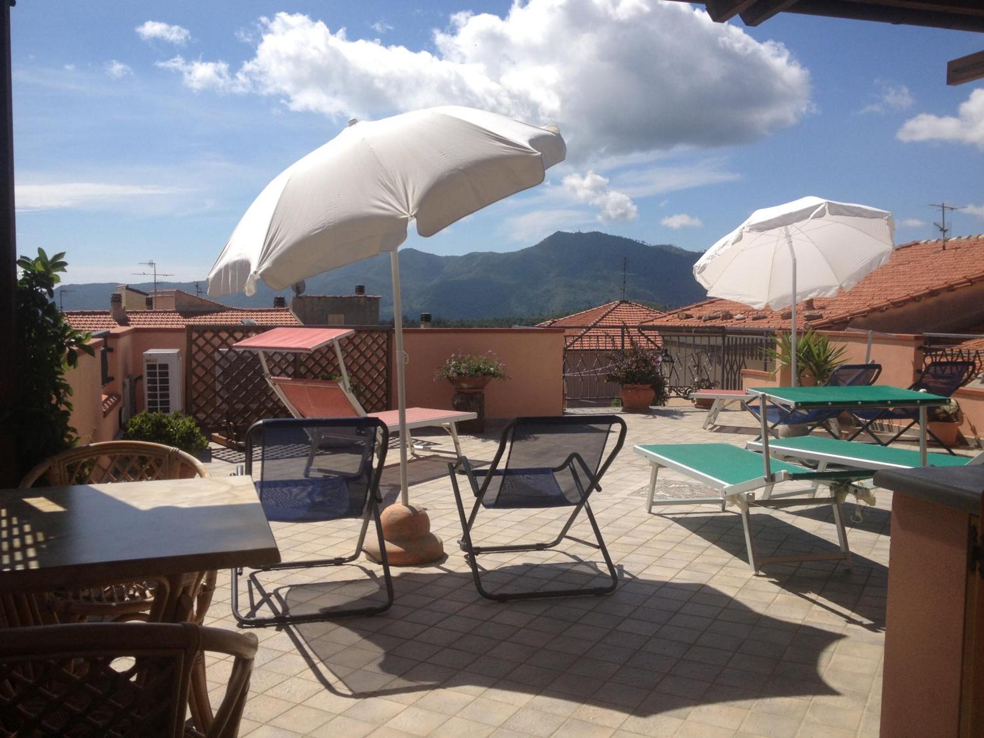 Villa Gli Angeli Agriturismo Cisano sul Neva Exterior foto